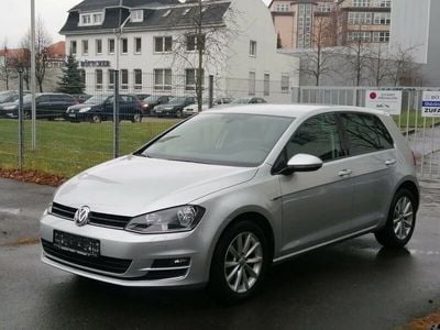 Gebraucht VW Golf VII LOUNGE 110 PS (80 kW) 2016 Silber Limousine
