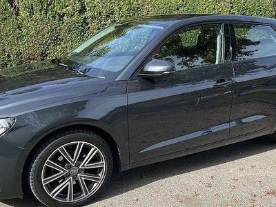 Gebraucht Audi A1 Sportback Advanced 116 PS (85 kW) 2019 Grau Kleinwagen