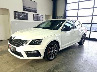 Gebraucht Skoda Octavia RS 230 PS (169 kW) 2017 Weiß Limousine