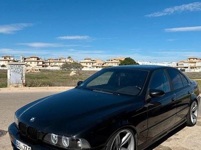 BMW 525