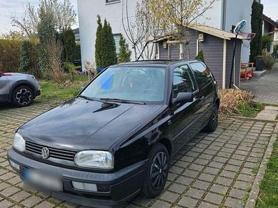 Usata VW Golf III 75 CV (55 kW) 1994 Nero Utilitaria