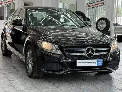 Gebraucht Mercedes C220 Avantgarde 170 PS (125 kW) 2015 Obsidianschwarz  metalliclack Limousine