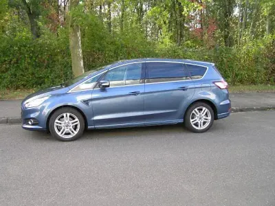 Gebraucht Ford S-MAX Titanium 190 PS (139 kW) 2019 Blau Van / Kleinbus
