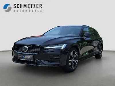 Gebraucht Volvo V60 Plus 197 PS (144 kW) 2025 Onyx black Kombi