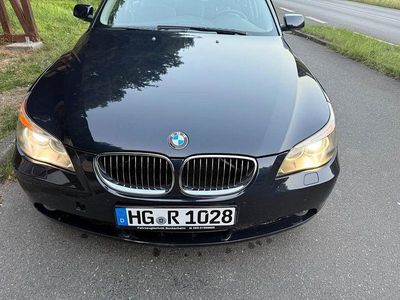 BMW 525