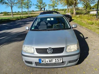 Occasion VW Polo Comfortline 60 ch (44 kW) 2001 Argent Berline