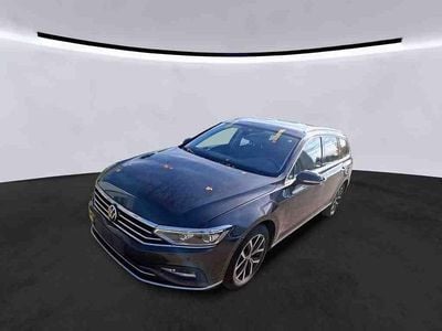 Grau Gebraucht 2023 VW Passat Elegance Kombi | 19.950 € (Fairer Preis)