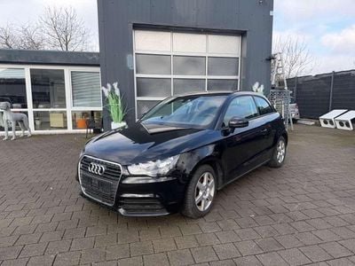 Gebraucht Audi A1 Attraction 86 PS (63 kW) 2011 Brillantschwarz Kleinwagen