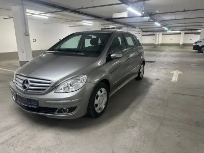 Gebraucht Mercedes B200 136 PS (100 kW) 2007 Grau Van / Kleinbus
