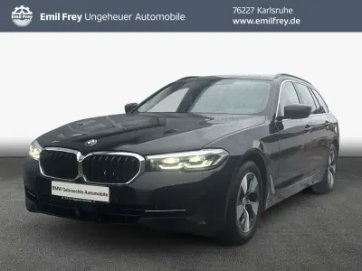 Gebraucht BMW 520 Sport Line 190 PS (139 kW) 2022 Schwarz uni Kombi