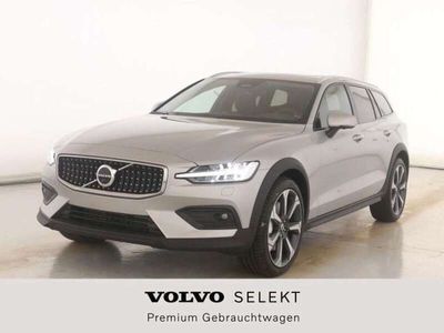 gebraucht Volvo V60 CC Ultimate AWD B&W Massage SH