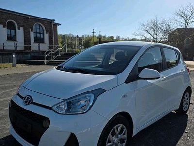 Second-hand Hyundai i10 Trend 86 CP (63 kW) 2019 Alb Hatchback