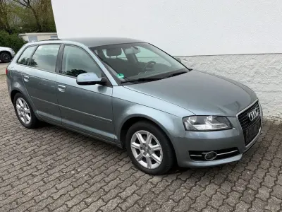 Używany Audi A3 Ambiente 125 KM (91 kW) 2010 Szary Hatchback