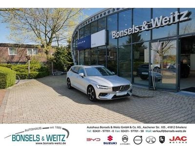 Second-hand Volvo V60 Inscription 190 CP (139 kW) 2020 Argintiu Break