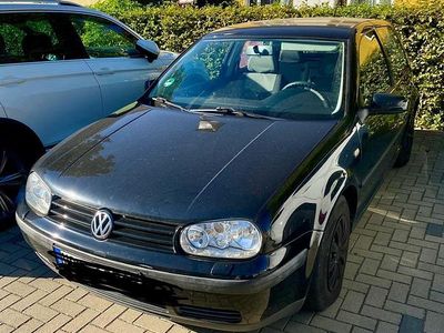 VW Golf IV