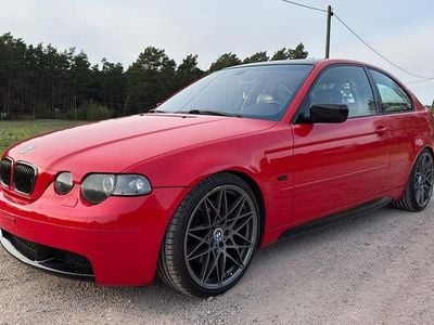 Gebraucht BMW 325 M Sport 192 PS (141 kW) 2002 Rot Coupé