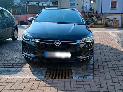 Usata Opel Astra 110 CV (80 kW) 2019 Nero Station wagon