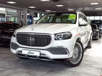 Gebraucht Mercedes GLS600 Maybach 557 PS (409 kW) 2022 Weiß SUV