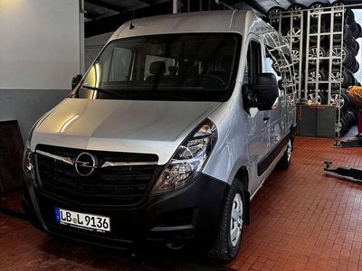 Silber Gebraucht 2020 Opel Movano Kombi | 19.990 €