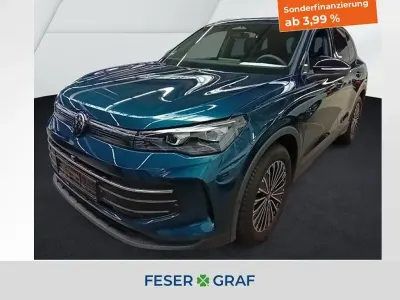 Używany VW Tiguan Life 150 KM (110 kW) 2025 Niebieski SUV