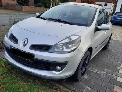 Brugt Renault Clio II 75 HK (55 kW) 2006 Grå Hatchback