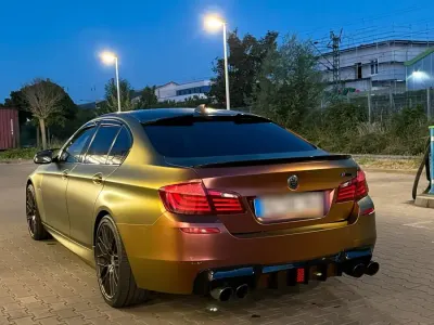 Gebraucht BMW M5 M Sport 363 PS (266 kW) 2011 Silber Limousine