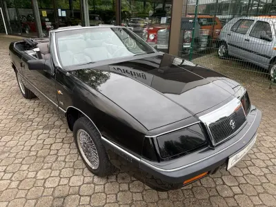 Gebraucht Chrysler Le Baron 136 PS (100 kW) 1990 Schwarz Cabrio
