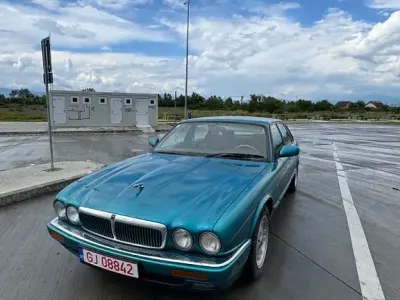 Gebraucht Jaguar XJ6 211 PS (155 kW) 1995 Blau Limousine