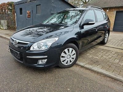 Gebraucht Hyundai i30 116 PS (85 kW) 2009 Schwarz Kombi