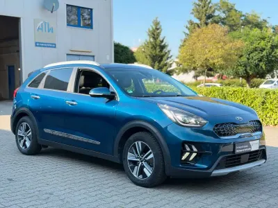 Gebraucht Kia Niro Edition 7 105 PS (77 kW) 2019 Blau SUV