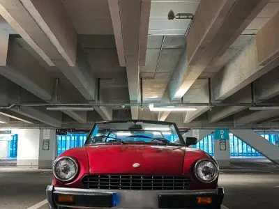 Gebraucht Fiat 124 Spider 90 PS (66 kW) 2026 Rot Cabrio
