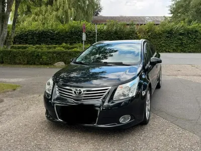 Gebraucht Toyota Avensis Executive 150 PS (110 kW) 2009 Kombi