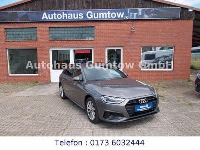 Grau Gebraucht 2021 Audi A4 Advanced Kombi | 23.190 € (Fairer Preis)