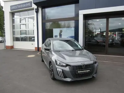 Gebraucht Peugeot 208 Allure 101 PS (74 kW) 2024 Selenium grau Kleinwagen
