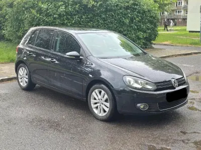 Gebraucht VW Golf VI Style 105 PS (77 kW) 2011 Schwarz Kleinwagen