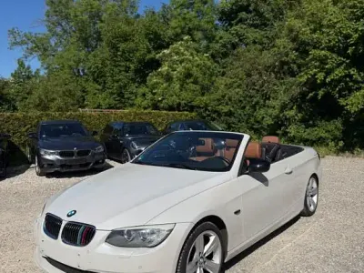 Używany BMW 325 Cabriolet Comfort Edition 204 KM (150 kW) 2011 Biały Kabriolet