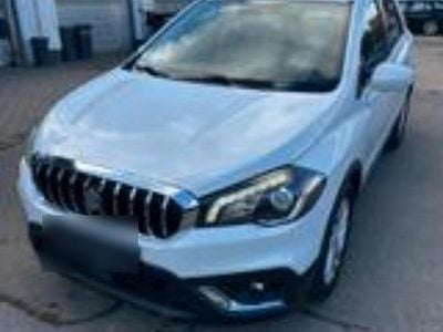 Second-hand Suzuki SX4 S-Cross Comfort+ 140 CP (102 kW) 2017 Alb SUV