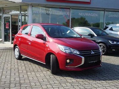 Rot Neu 2025 Mitsubishi Space Star Select Limousine | 13.990 €