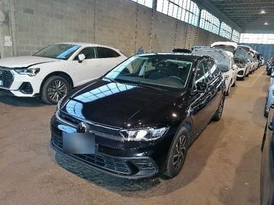 Gebraucht VW Polo Life 95 PS (69 kW) 2025 Deep black perleffekt Kleinwagen