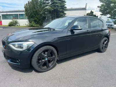 Gebraucht BMW 120 Sport Line 184 PS (135 kW) 2012 Schwarz Kleinwagen