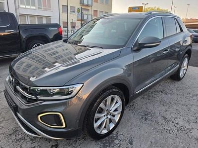 Second-hand VW T-Roc Style 150 CP (110 kW) 2022 Gri SUV