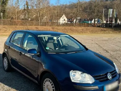 Gebraucht VW Golf IV Trendline 102 PS (75 kW) 2006 Blau Limousine