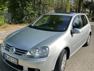 Gebraucht VW Golf IV Comfortline 102 PS (75 kW) 2006 Silber Limousine