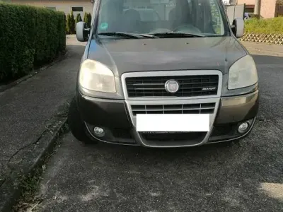 Second-hand Fiat Doblò 84 CP (61 kW) 2008 Negru Monovolum