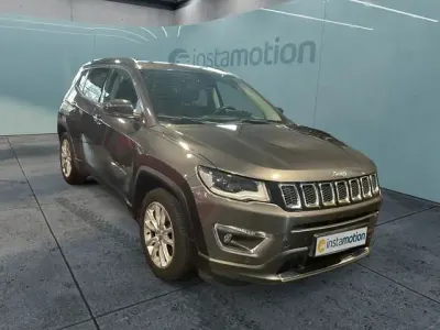 Gebraucht Jeep Compass Limited 131 PS (96 kW) 2020 Grau SUV