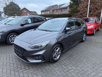 Magneticgrau (metallic) Gebraucht 2022 Ford Focus ST-Line X Kombi | 15.890 € (Fairer Preis)