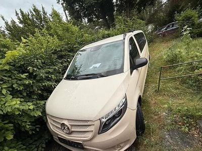 Gebraucht Mercedes Vito 120 PS (88 kW) 2017 Gelb Van