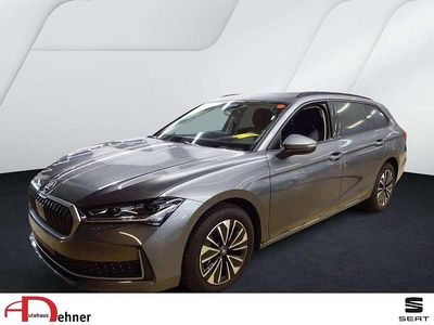 Grau Gebraucht 2025 Skoda Superb Selection Kombi | 40.980 € (Fairer Preis)