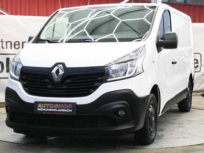 Weiß Gebraucht 2019 Renault Trafic Komfort Van / Kleinbus | 8.950 € (Fairer Preis)