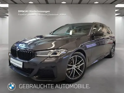 Gebraucht BMW 530 M Sport 245 PS (180 kW) 2023 Grau Limousine